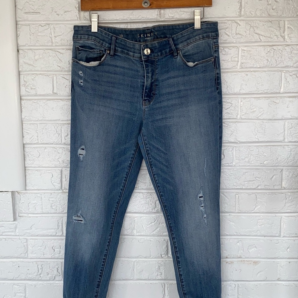 White House Black Market Skinny Jeans